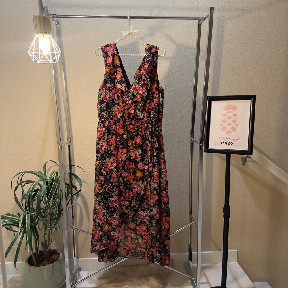 Rachel Roy size 12 black and pink/orange floral sleeveless v-neck wrap dress.